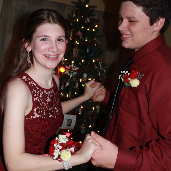 Meet your Posher, Olivia - Picture 6 of 8